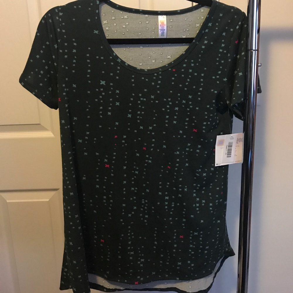 LuLaRoe XS Classic T NWT