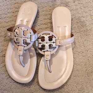 NWOT size 8 Tory burch millers