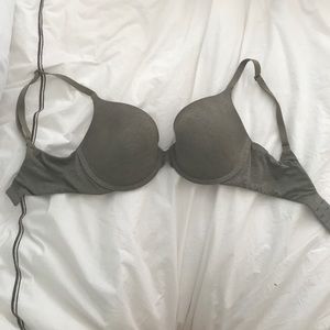 Victoria's Secret uplift semi demi BRA 32 DD 👑
