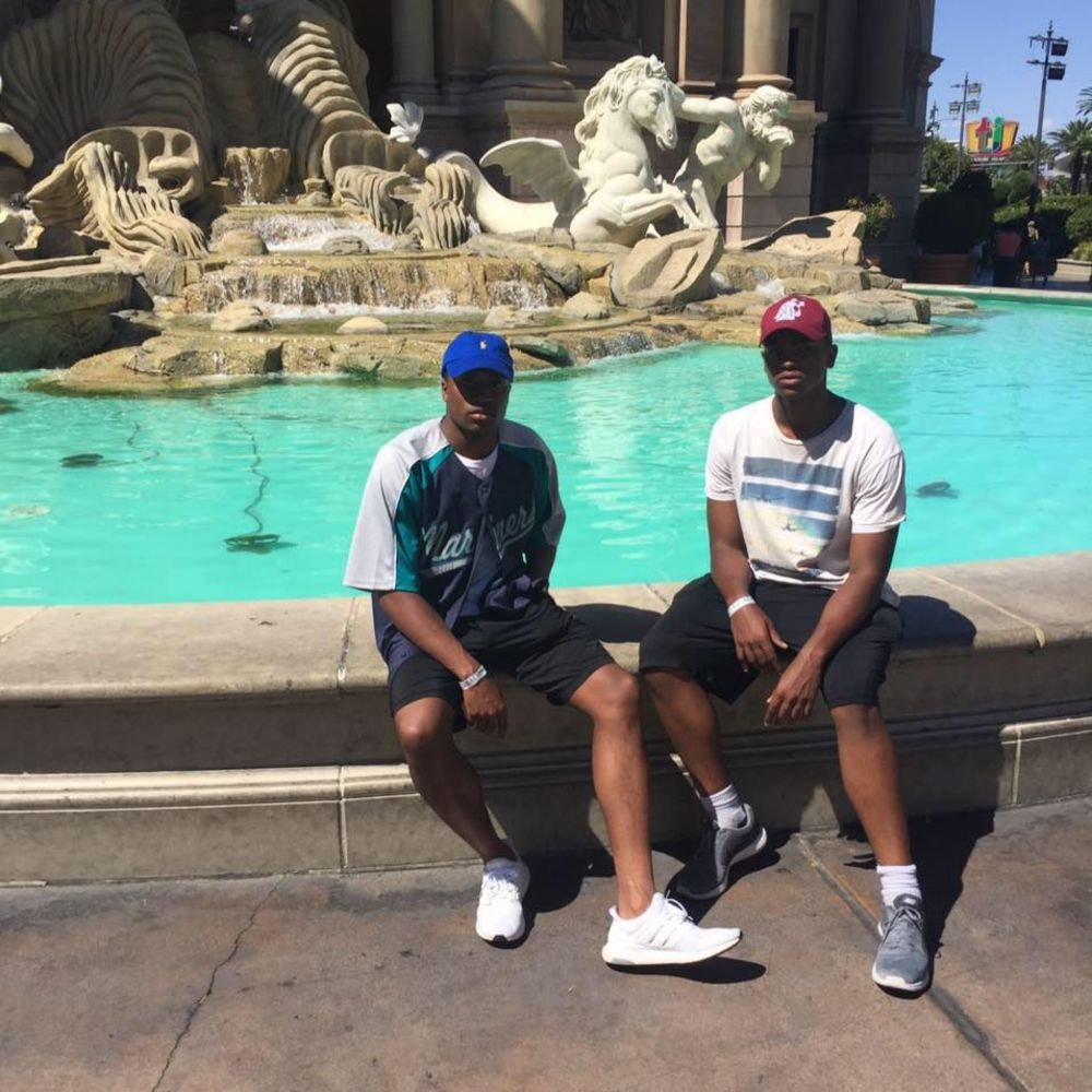 Meet your Posher, Dale