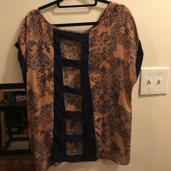 Pink/Blue blouse - Picture 2 of 3