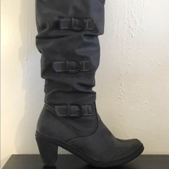 Boots - Picture 1 of 2