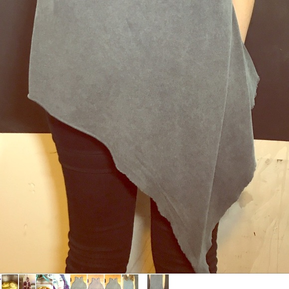 H&M Divide Gothic Tank - Picture 3 of 3