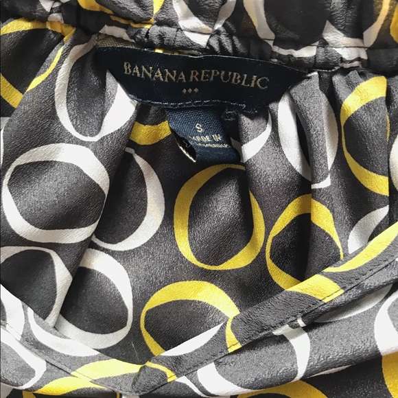 Banana Republic Gray Ruffle Blouse - Picture 7 of 7