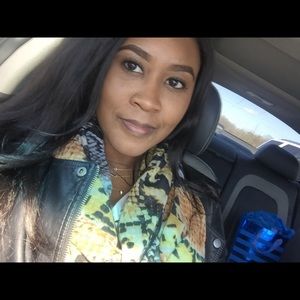 Meet your Posher, Jas