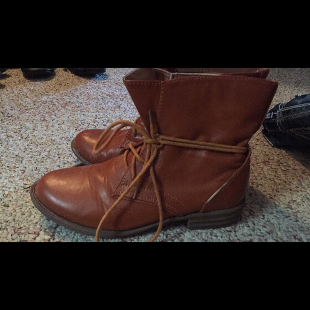 Brown ankle boots