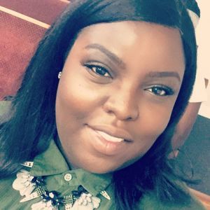 Meet your Posher, Abiola