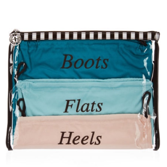 henri bendel Other - Henri Bendel Shoe Dust Bag Set