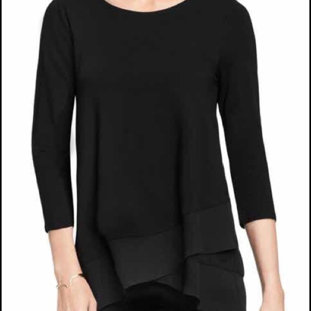 Asymmetrical 3/4 sleeve top