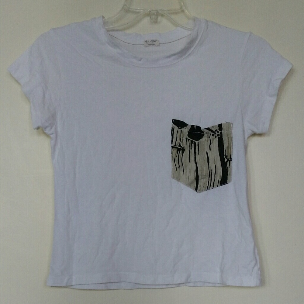 Brandy Melville/ John Galt patterned pocket tee.