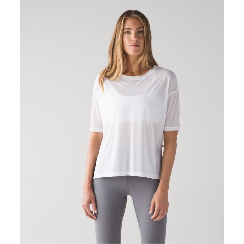 Lululemon get low short sleeve tee