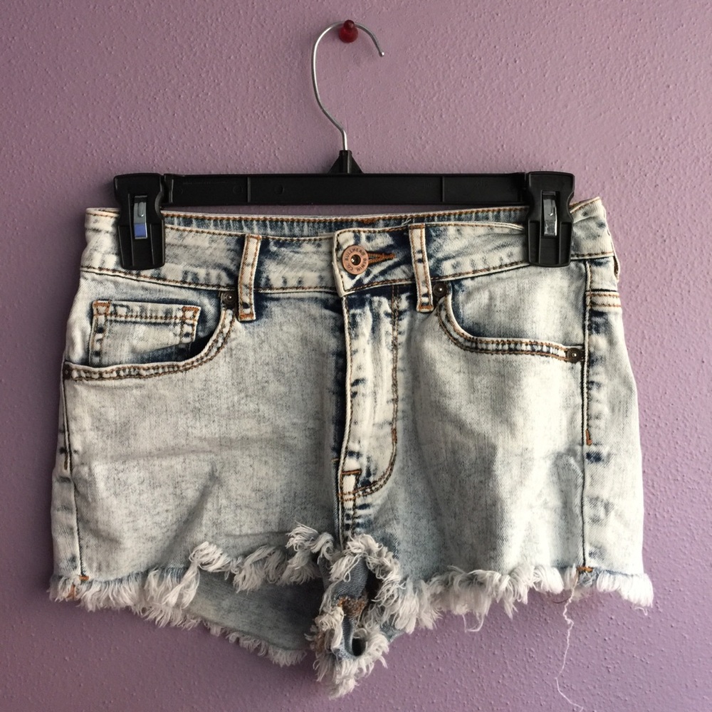 High waisted Frayed Jean shorts