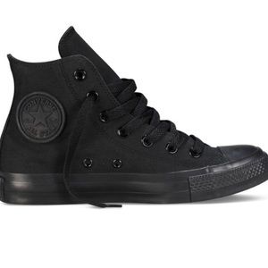 Black Converse Chucks