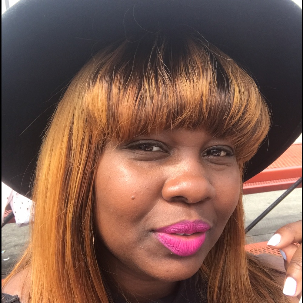 Meet your Posher, Cherina