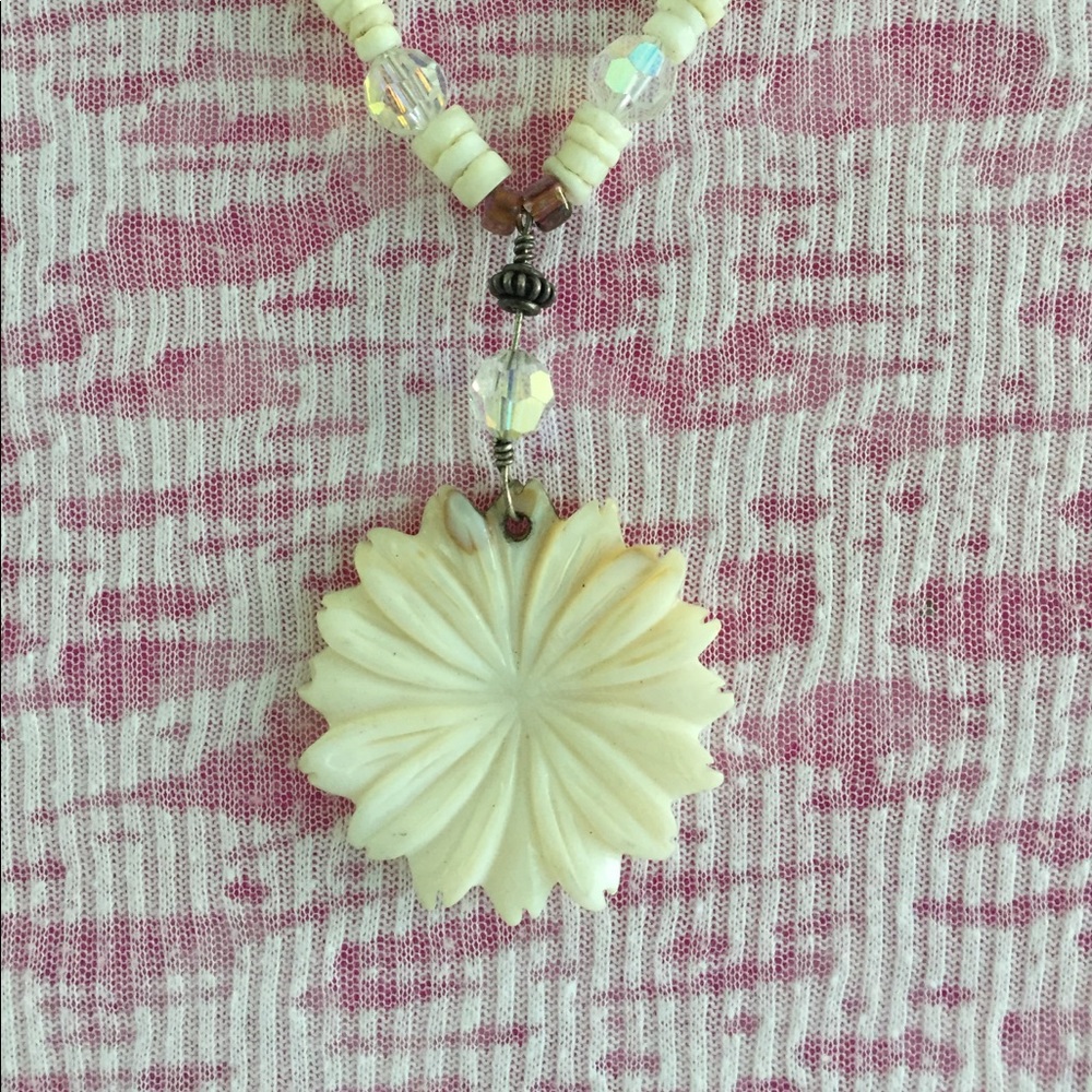 Necklace - Picture 3 of 6