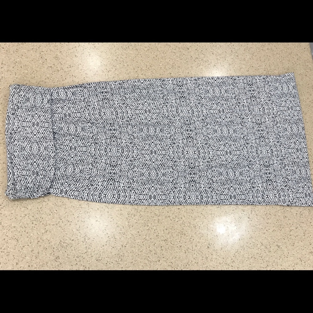 Ann Taylor black and white tube top maxi dress.