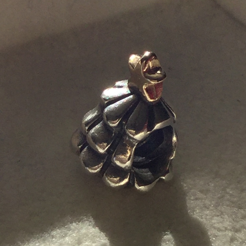 💯% AUTHENTIC PANDORA 2 TONE CHRISTMAS 🎄 TREE 🌲