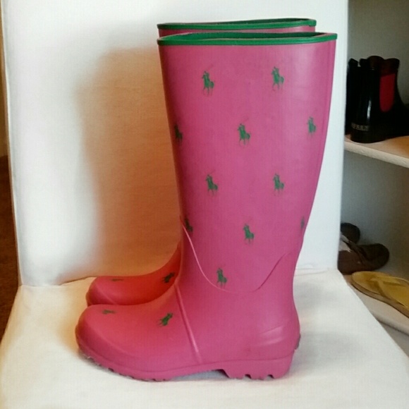Pink polo rain boots Polo Ralph Lauren Pink Rubber Rain Boots Shoes Green Horse Signature Design. Condition is Pre-owned. Worn once. Shipped with USPS Priority Mail. U.S. Polo Assn Red Jacky Rain Boots Sz 6M Red Navy Waterproof Sz 6M. $ Buy It Now. or Best Offer.