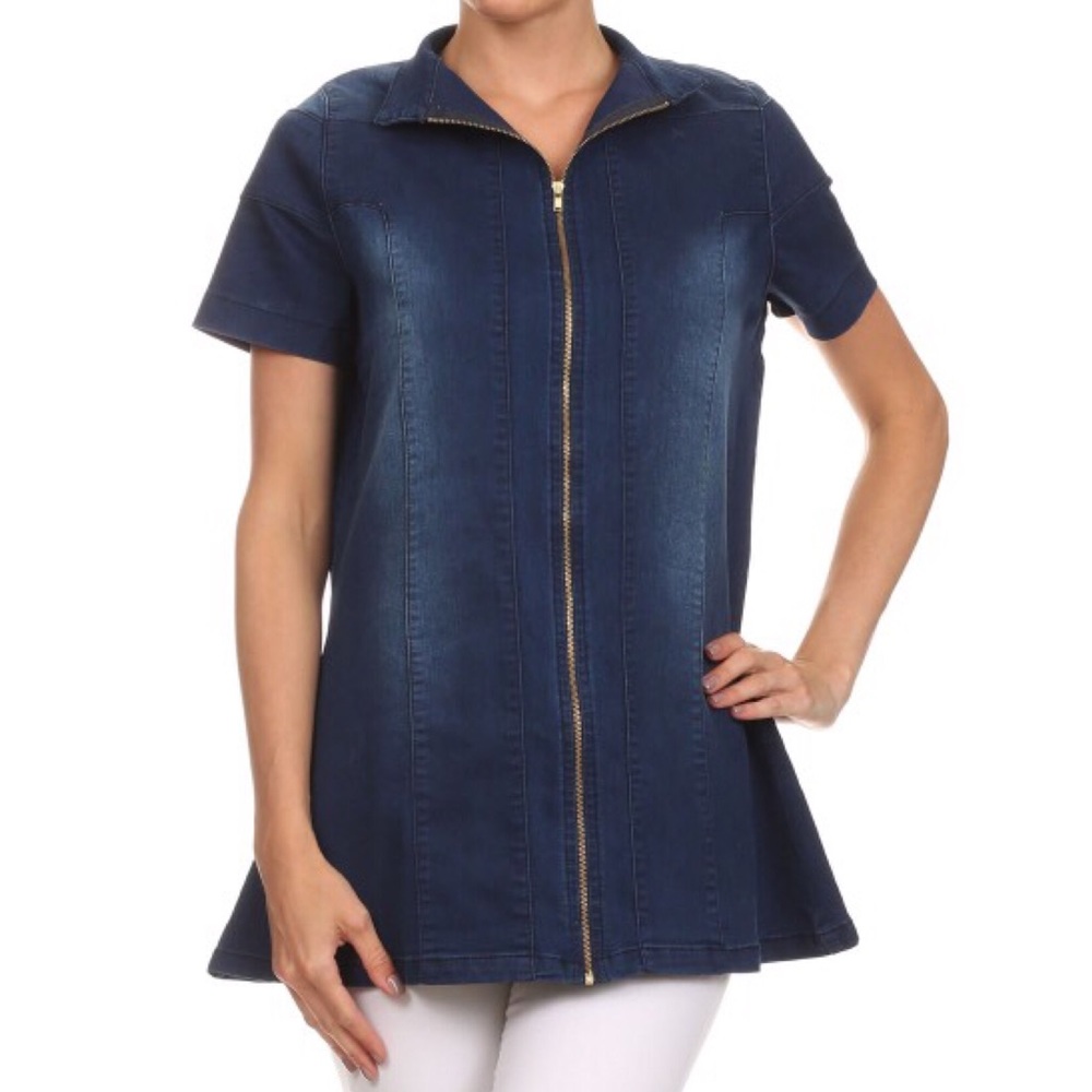 Zip up flare bottom denim shirt⭐️