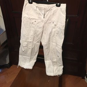 White Cargo style Capri