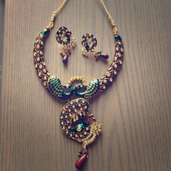 Peacock Necklace & Earrings set - Picture 1 of 4