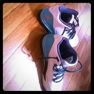 Boys Youth Sneakers Jordans