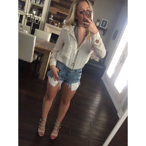 SALE ✂️• Selling Mine Halter Lacey Gray Bodysuit - Picture 7 of 8