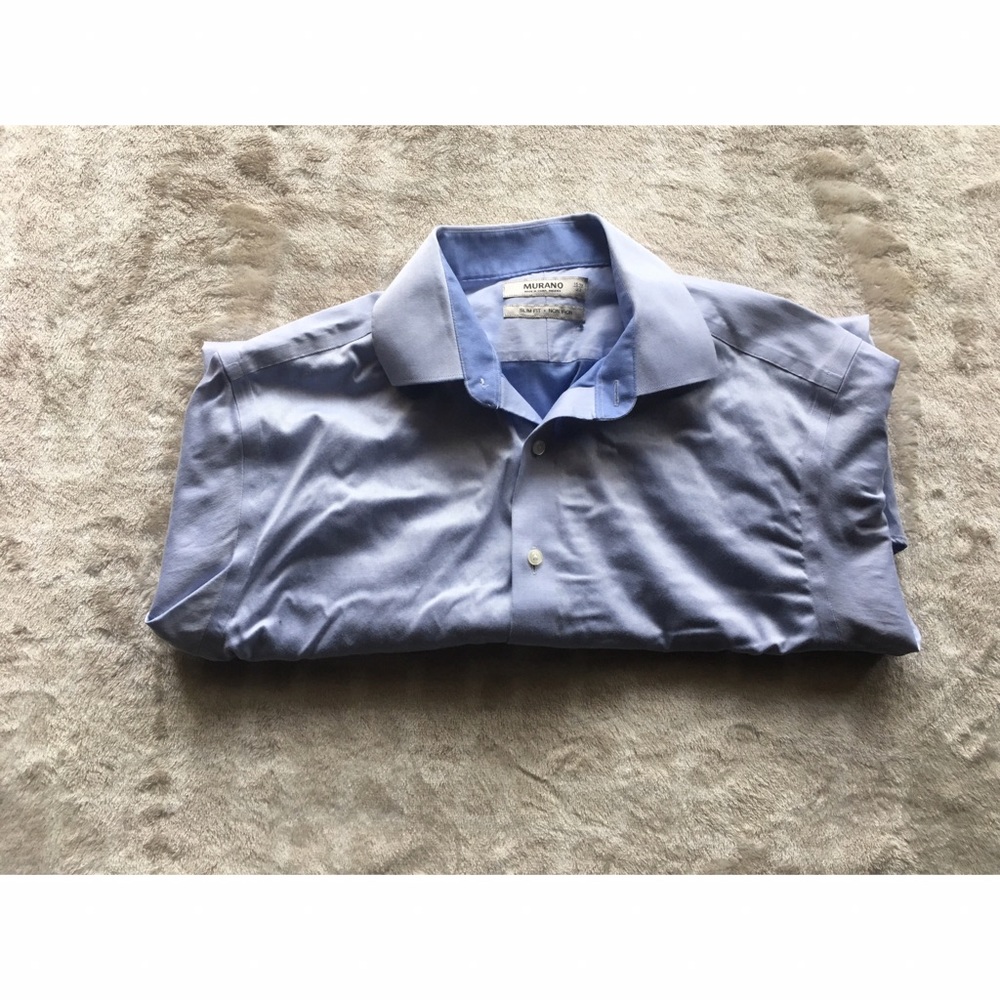 Slim Fit Men's Dress Shirt