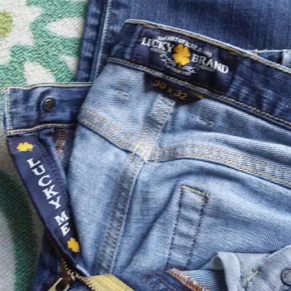 🎉HP🎉Men's Lucky Brand Vintage Straight Jeans - Picture 2 of 4