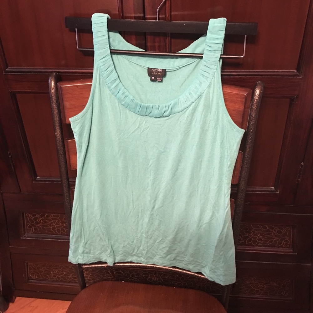 Ruffled neck tank top