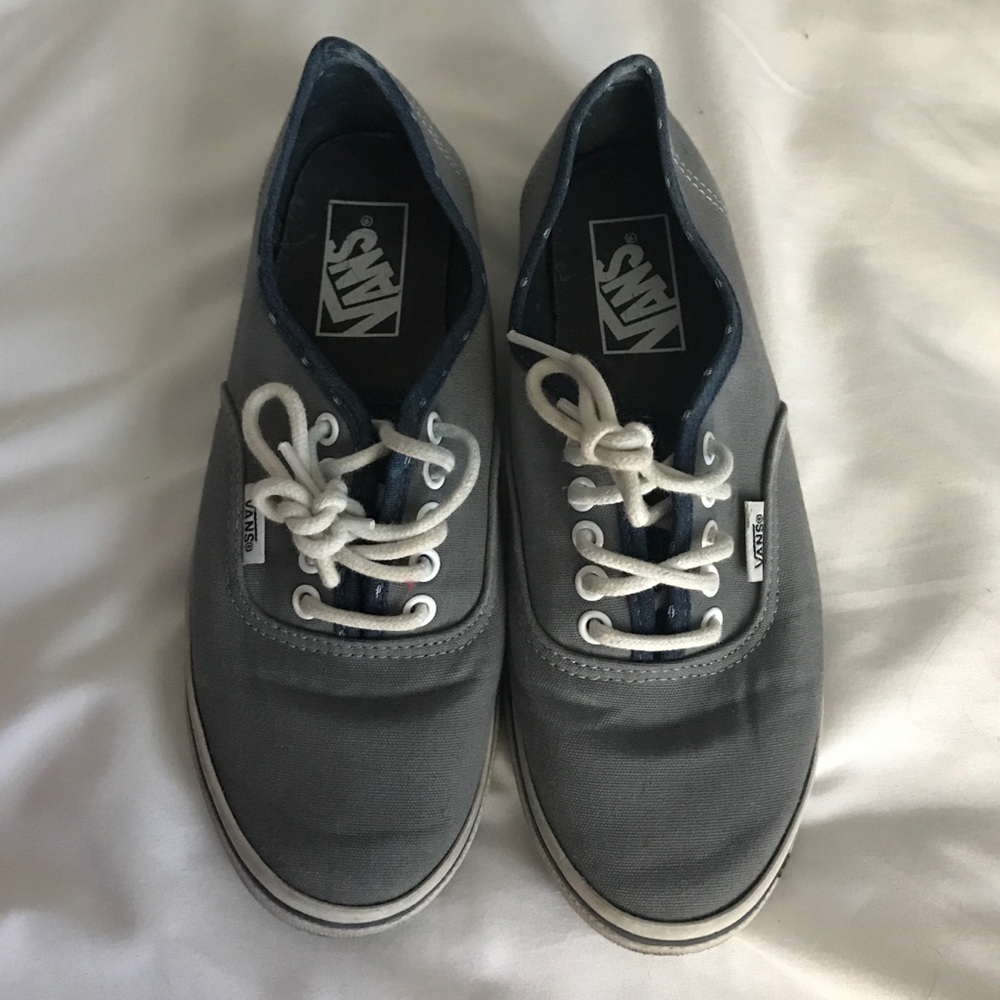 Gently warn vans