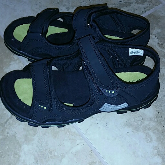 Boy sandals - Picture 2 of 2