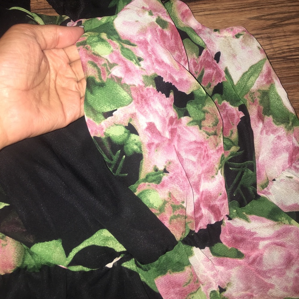 🌷"Flora" Romper - Picture 4 of 5