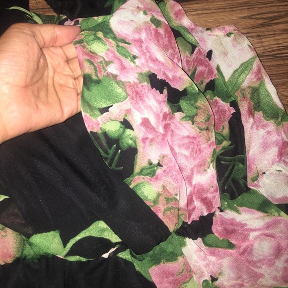 🌷"Flora" Romper - Picture 4 of 5