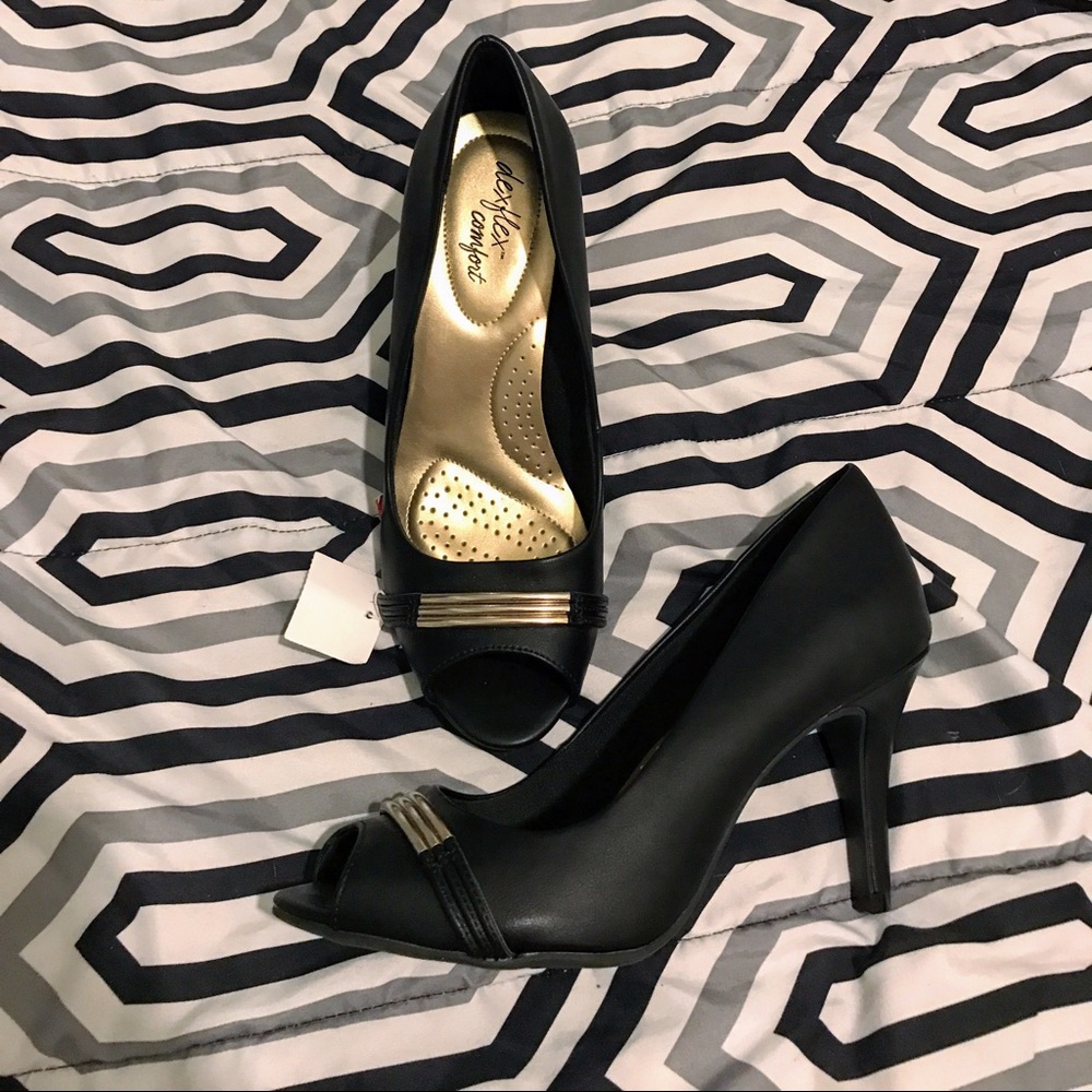 Dexflex comfort heels NWT