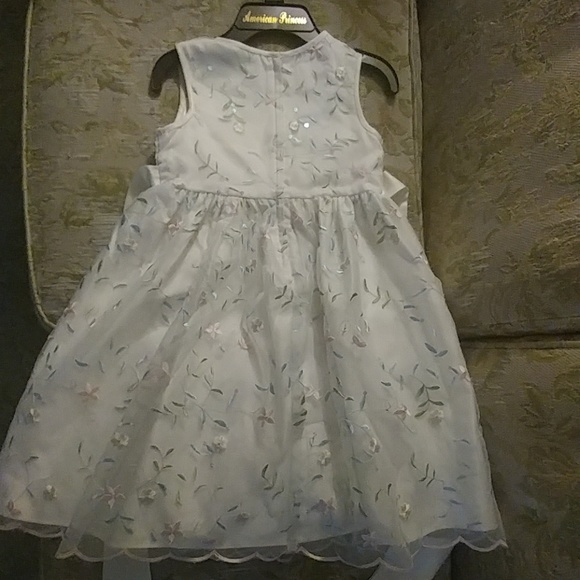 Cute Spring Dress - Picture 2 of 3