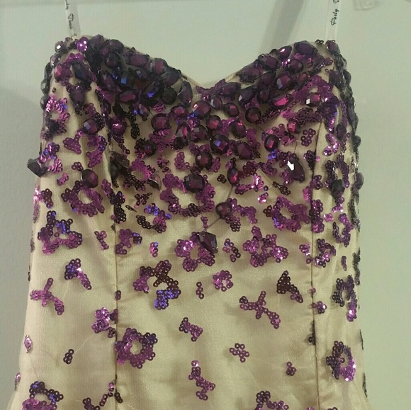 Formal Dress - Picture 5 of 5