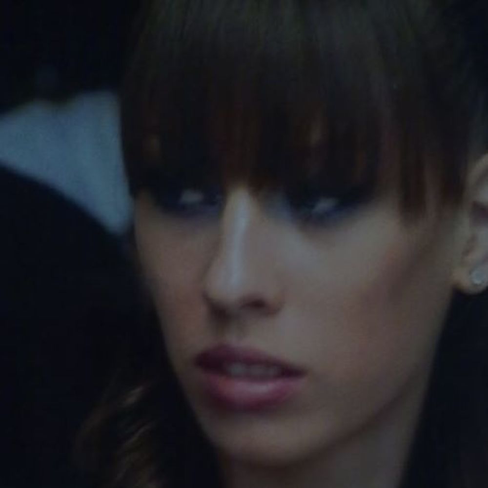 Meet your Posher, Mia