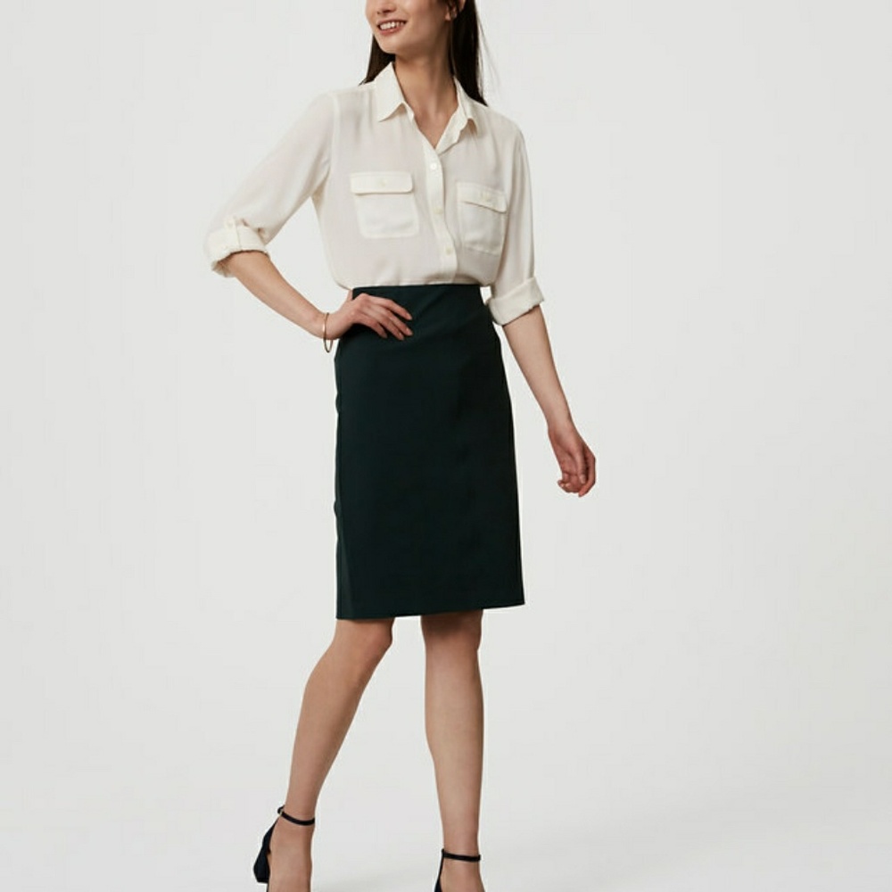 Black LOFT pencil skirt ? NEW with tags!
