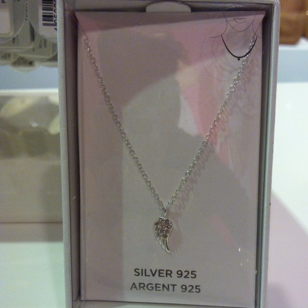 new sterling silver necklace w/CZ studded pendent
