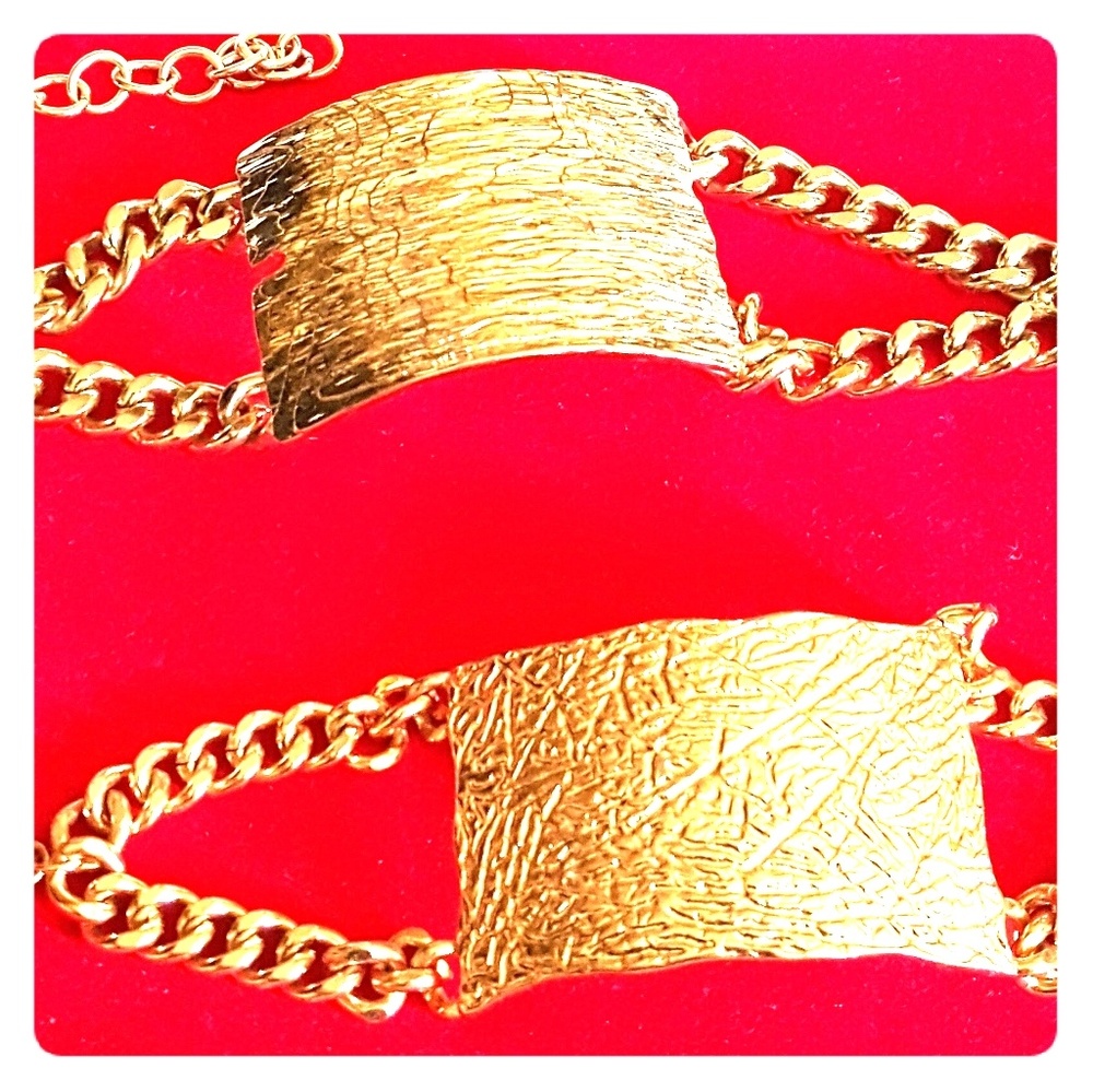 Necklace & Bracelet