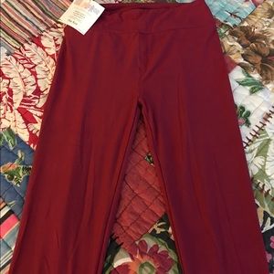 NWT LuLaRoe One-Size Burgundy Leggings