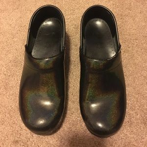 Dansko nursing shoes. Size 37