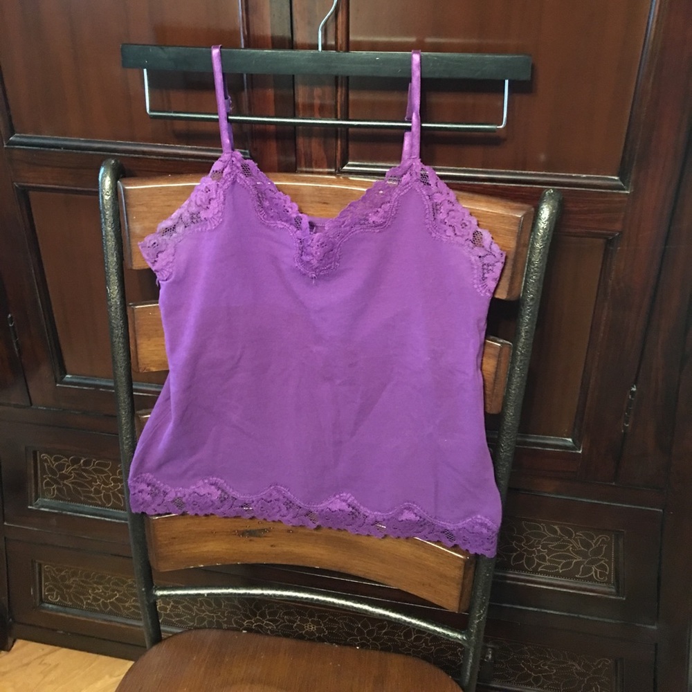Lace edge crop top camisole