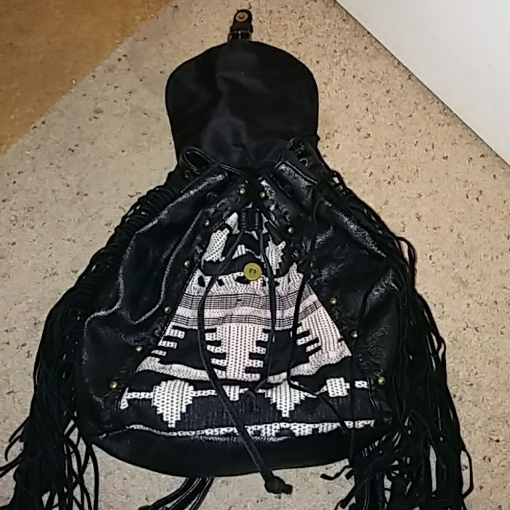 Pattern, With fringe Backpack - Picture 2 of 8