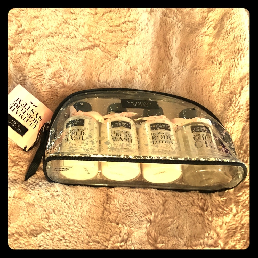 Victoria's Secret acai  gift set