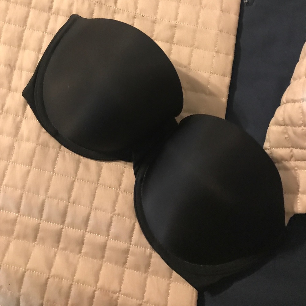 Black multiway Victoria secret bra 34DD