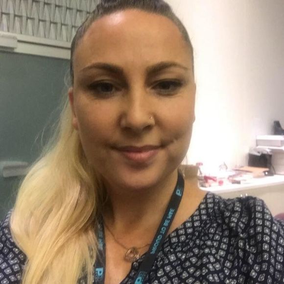 Meet your Posher, Tina - Picture 1 of 1