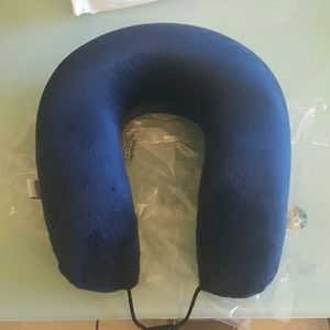 Memorysoft memory foam travel pillow