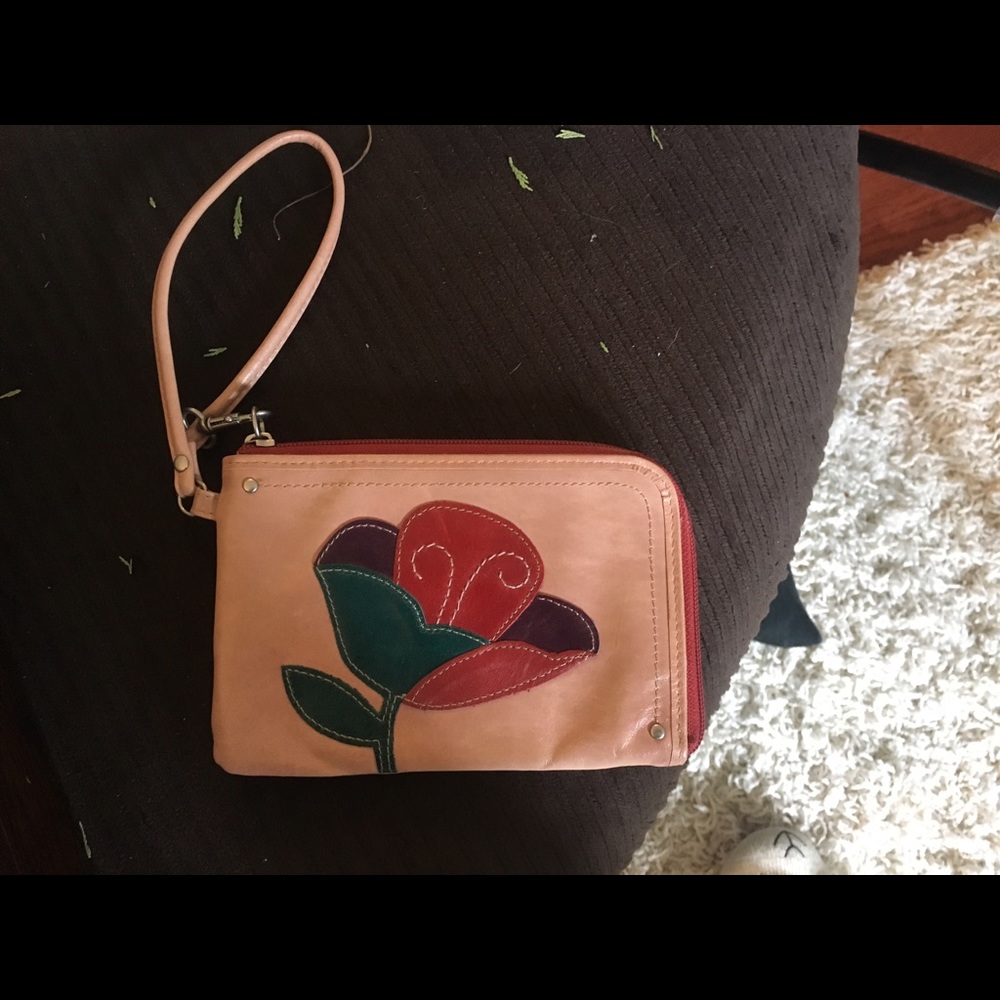 NWT Fossil wristlet never worn.